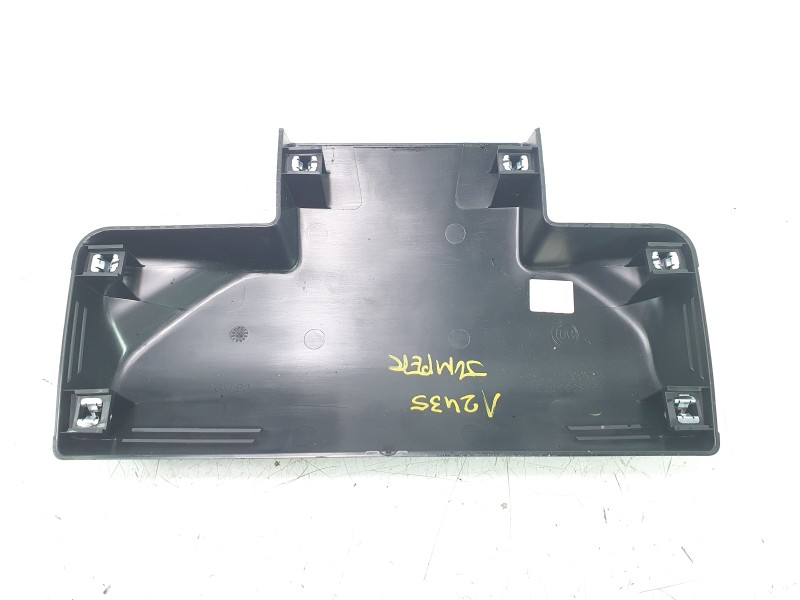Recambio de moldura para citroën jumper furgon 3.5 l3 h2 bluehdi 14 s&s 6v referencia OEM IAM 1318383070  