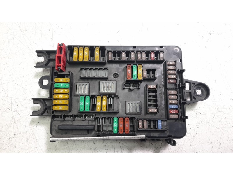 Recambio de caja reles / fusibles para bmw serie 4 gran coupe (f36) 420d referencia OEM IAM 19561000001 938907001 