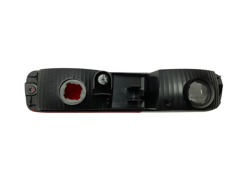 Recambio de piloto trasero izquierdo paragolpes para mitsubishi montero (v60/v70) referencia OEM IAM MN133775 108702757 10870275
