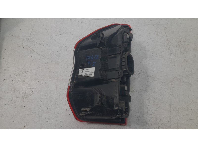 Recambio de piloto trasero izquierdo para ford transit courier b460 furgoneta/monovolumen 1.5 tdci referencia OEM IAM 2069626  F
