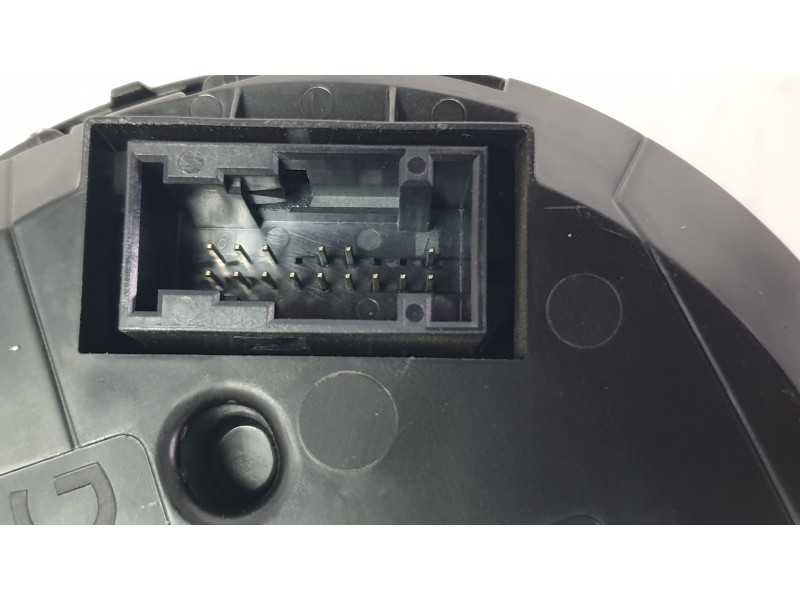 Recambio de cuadro instrumentos para seat leon (5f1) 1.5 tsi referencia OEM IAM 5F0920750F A2C12961100 