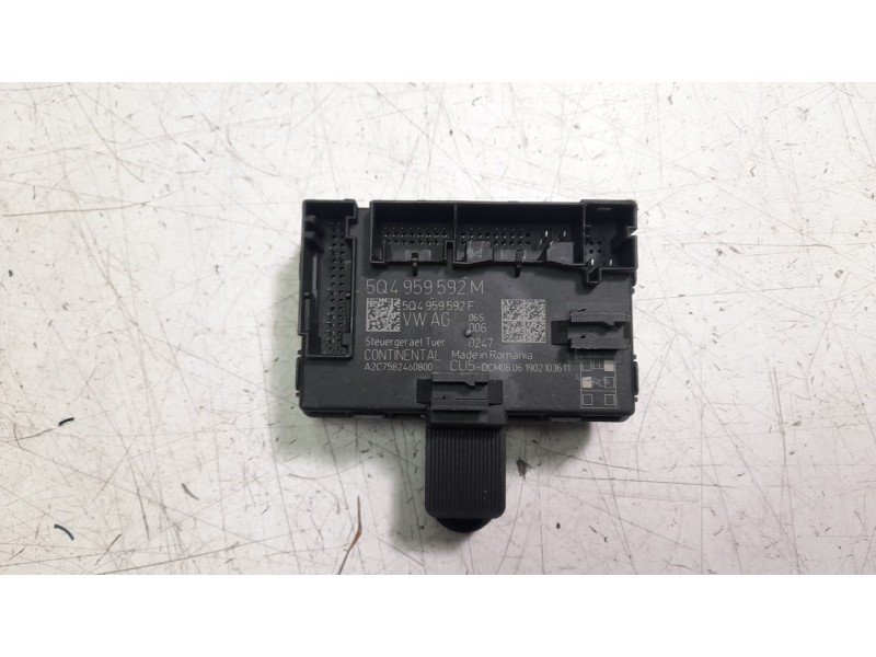 Recambio de modulo confort para seat leon st (5f8) 1.5 tgi referencia OEM IAM 5Q4959592M A2C7582460800 