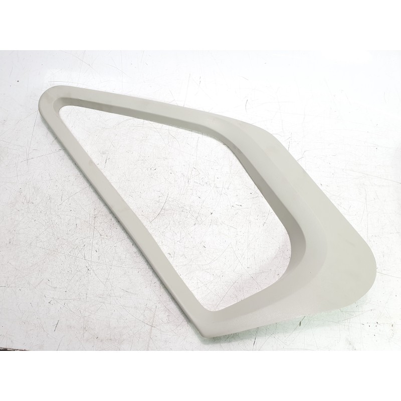 Recambio de moldura para citroën jumper furgon 3.5 l3 h2 bluehdi 14 s&s 6v referencia OEM IAM 1308562070  