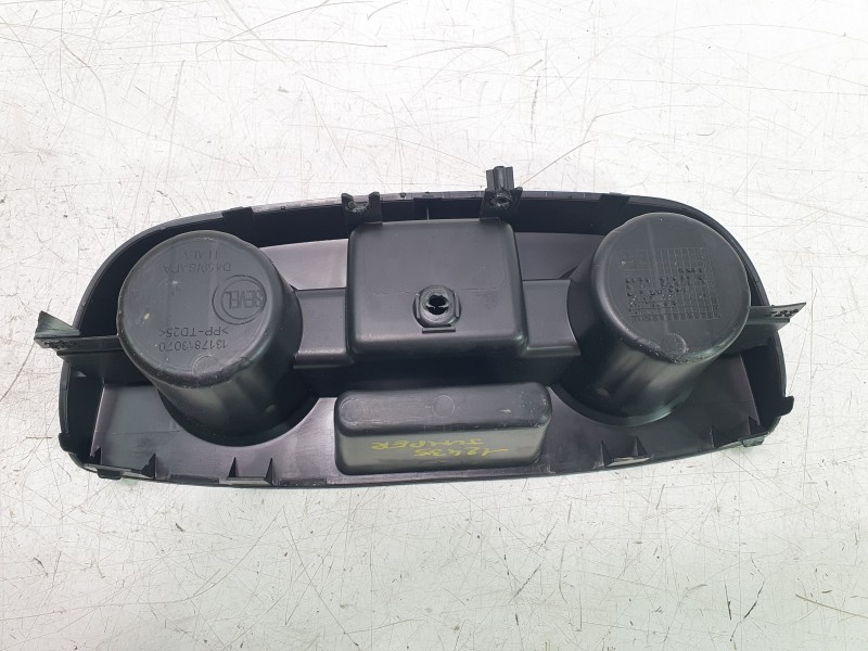 Recambio de moldura para citroën jumper furgon 3.5 l3 h2 bluehdi 14 s&s 6v referencia OEM IAM 1317813070  