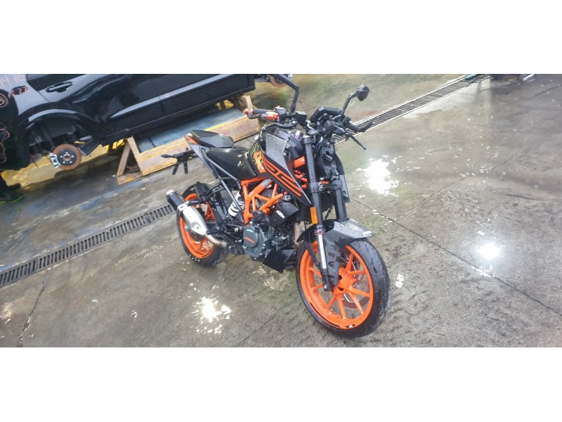 ktm 125 duke del año 2022