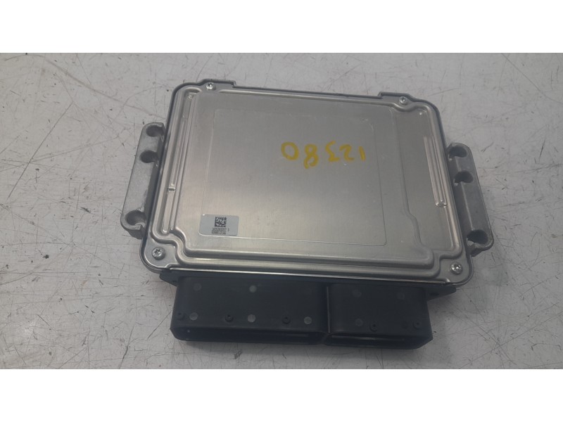 Recambio de centralita motor uce para ssangyong korando (c300) 1.5 referencia OEM IAM 1755400632  