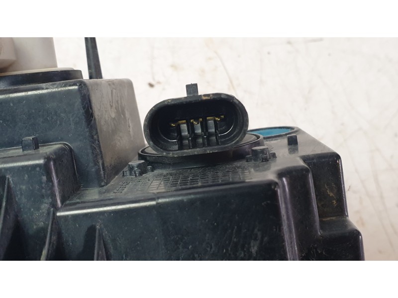 Recambio de piloto delantero izquierdo para jeep renegade suv (bu, b1, bv) 1.6 referencia OEM IAM 51953118  108903521/JE1004014