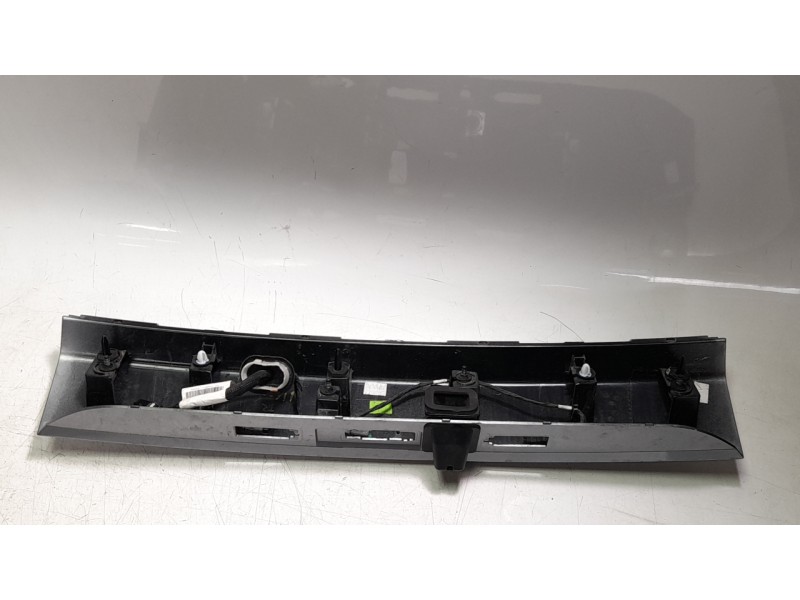 Recambio de moldura para peugeot 2008 (p1) allure referencia OEM IAM 9828080180 9828080080 