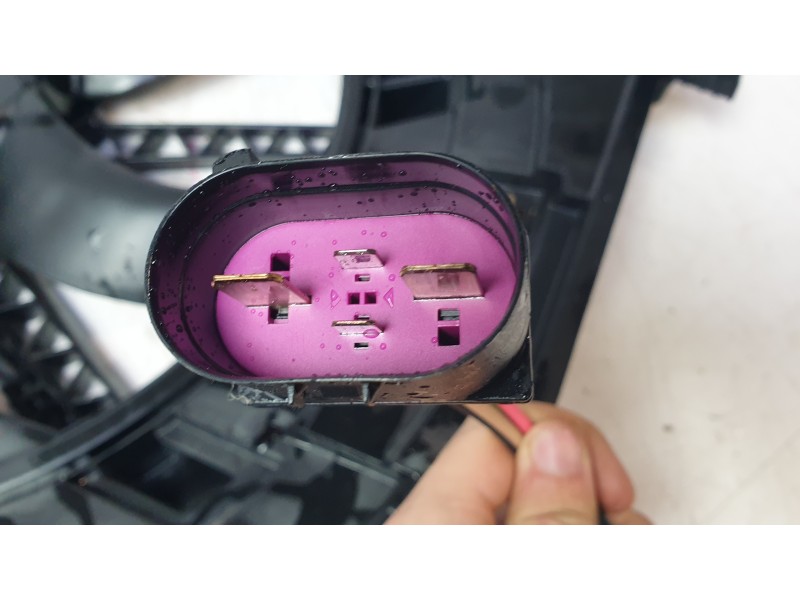 Recambio de electroventilador para volkswagen t-roc (a11, d11) 2.0 tdi referencia OEM IAM 5WA121203F  