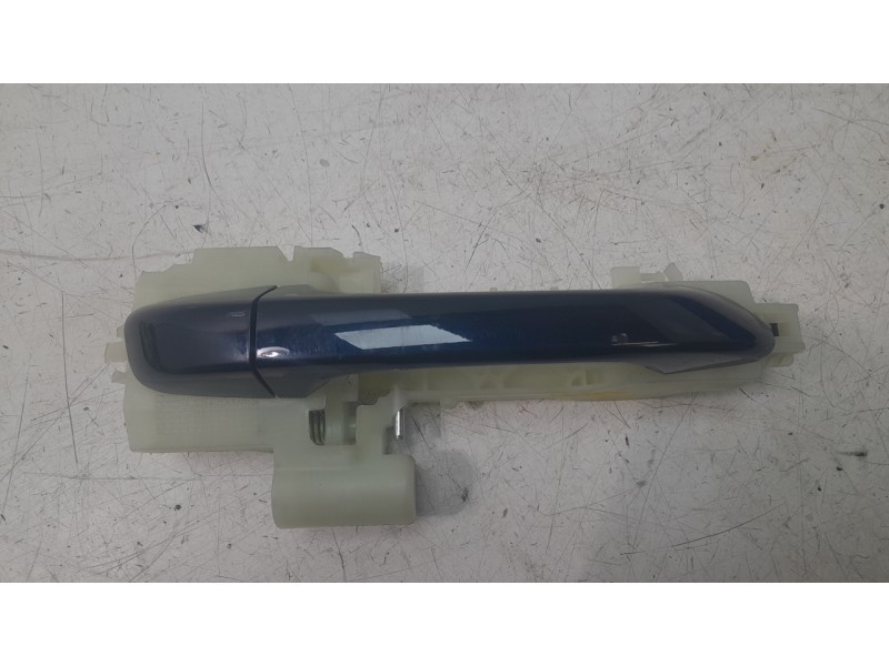 Recambio de maneta exterior delantera derecha para ssangyong korando (c300) 1.5 referencia OEM IAM 7245037000LAK  