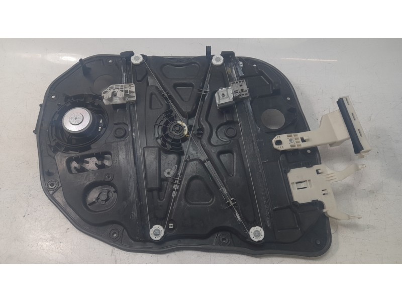 Recambio de elevalunas delantero derecho para ssangyong korando (c300) 1.5 referencia OEM IAM 7247137002  