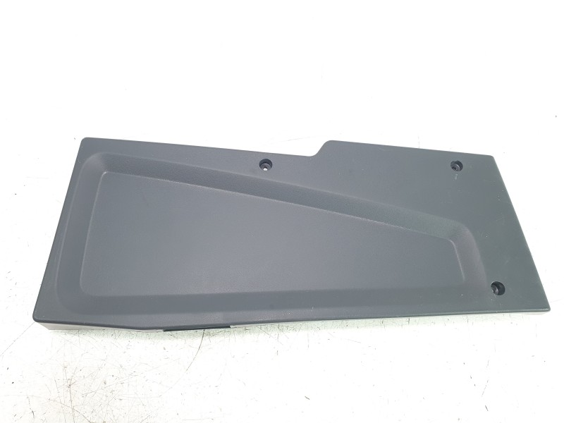 Recambio de moldura para citroën jumper furgon 3.5 l3 h2 bluehdi 14 s&s 6v referencia OEM IAM 011067  