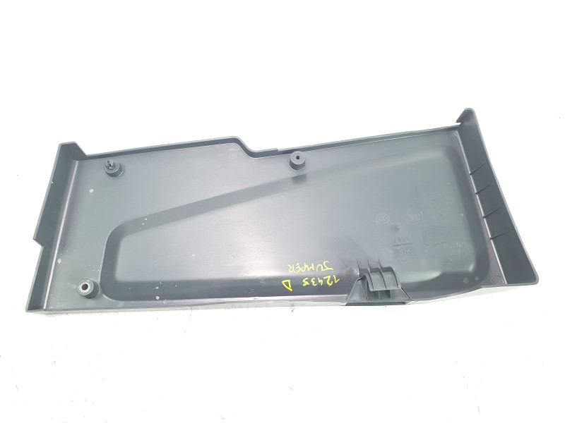 Recambio de moldura para citroën jumper furgon 3.5 l3 h2 bluehdi 14 s&s 6v referencia OEM IAM 011067  