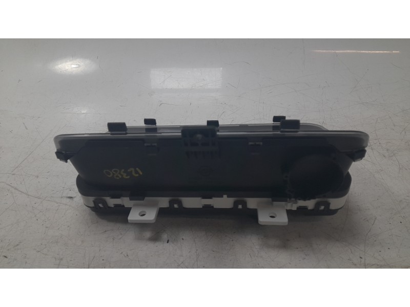 Recambio de cuadro instrumentos para ssangyong korando (c300) 1.5 referencia OEM IAM 8021037262  