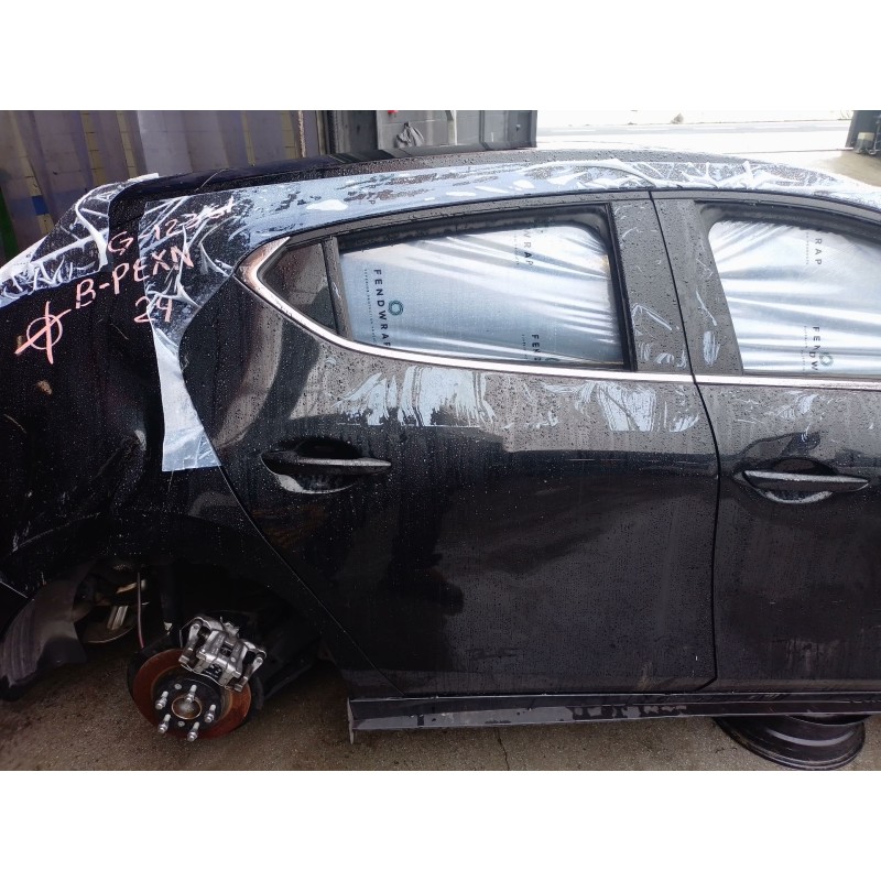Recambio de puerta trasera derecha para mazda 3 hatchback (bp) 2.0 skyactiv-g m hybrid referencia OEM IAM   