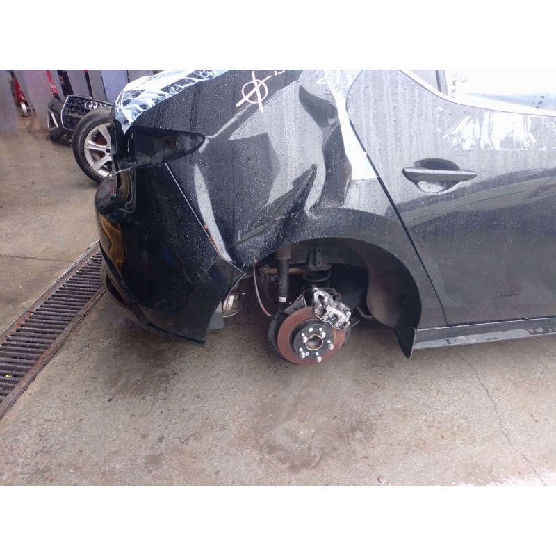 Recambio de amortiguador trasero derecho para mazda 3 hatchback (bp) 2.0 skyactiv-g m hybrid referencia OEM IAM   