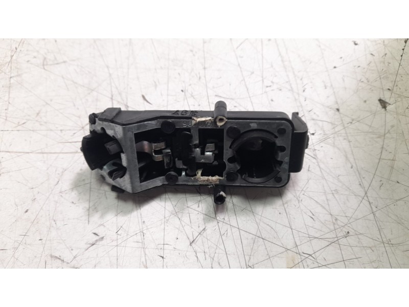 Recambio de portalamparas para seat leon (1p1) 2.0 tdi 16v referencia OEM IAM 98207100  