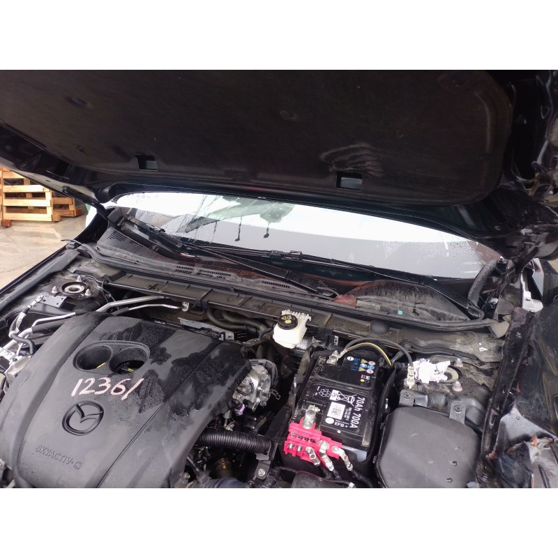 Recambio de torpedo para mazda 3 hatchback (bp) 2.0 skyactiv-g m hybrid referencia OEM IAM   