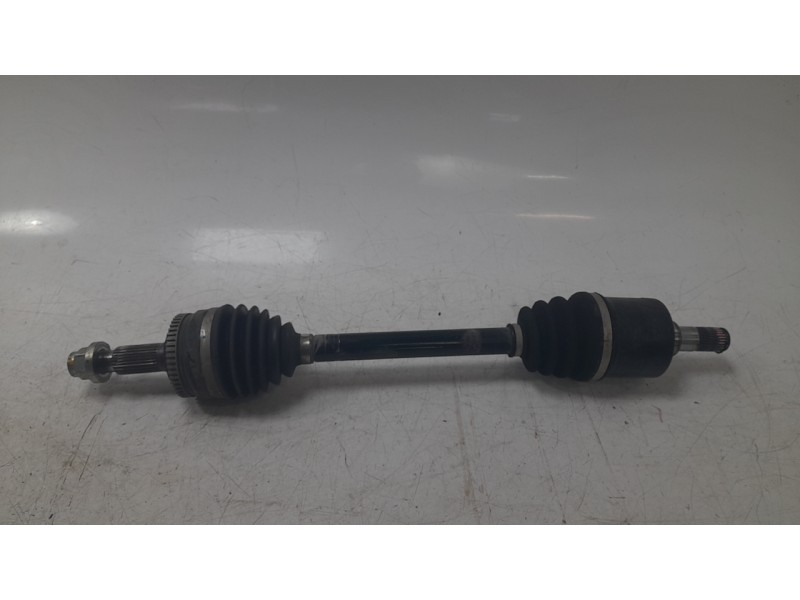 Recambio de transmision delantera izquierda para ssangyong korando (c300) 1.5 referencia OEM IAM 4130037100  