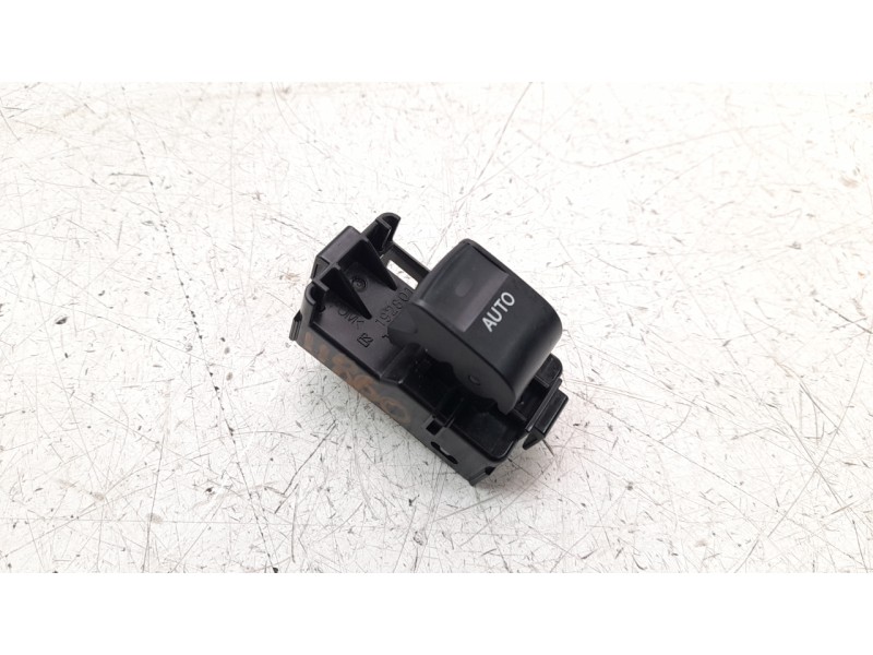 Recambio de mando elevalunas trasero izquierdo para toyota prius+ advance referencia OEM IAM 192801  