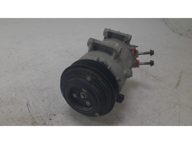 Recambio de compresor aire acondicionado para ssangyong korando (c300) 1.5 referencia OEM IAM 1731303211  