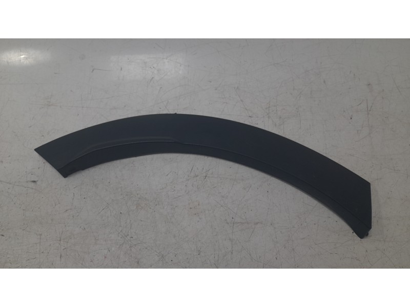 Recambio de aletin trasero derecho para ssangyong korando (c300) 1.5 referencia OEM IAM 7954037000  