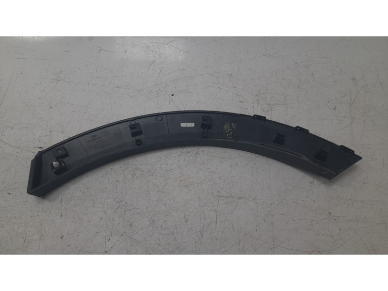 Recambio de aletin trasero derecho para ssangyong korando (c300) 1.5 referencia OEM IAM 7954037000  