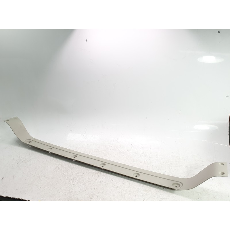 Recambio de moldura para citroën jumper furgon 3.5 l3 h2 bluehdi 14 s&s 6v referencia OEM IAM 1306677070  
