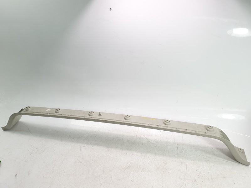 Recambio de moldura para citroën jumper furgon 3.5 l3 h2 bluehdi 14 s&s 6v referencia OEM IAM 1306677070  