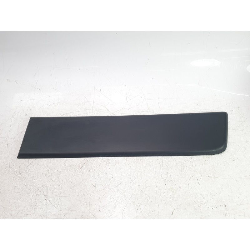 Recambio de moldura para citroën jumper furgon 3.5 l3 h2 bluehdi 14 s&s 6v referencia OEM IAM 1320245070  