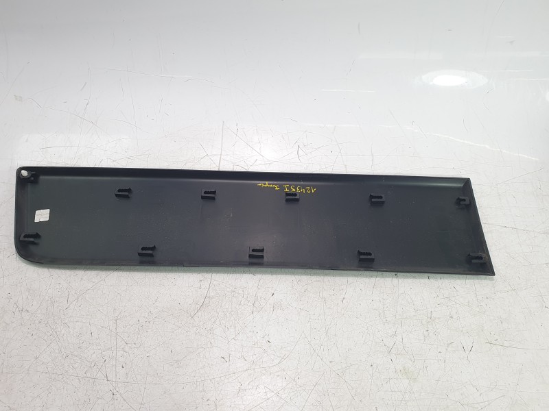 Recambio de moldura para citroën jumper furgon 3.5 l3 h2 bluehdi 14 s&s 6v referencia OEM IAM 1320245070  