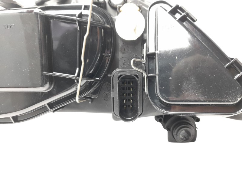 Recambio de faro derecho para seat ibiza (6l1) referencia OEM IAM 6L1941752M 10121171003 10121171003/ST0334903/11852102/9000062