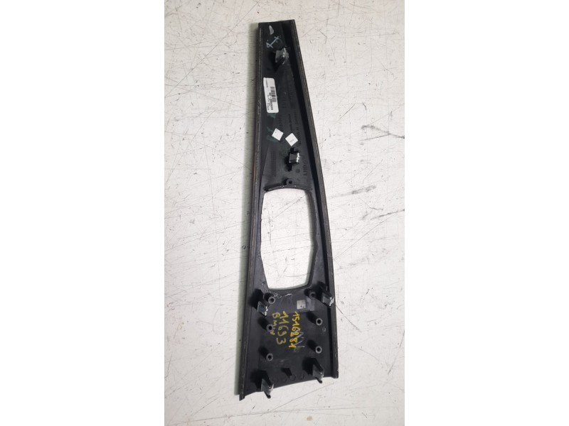 Recambio de moldura para bmw serie 4 gran coupe (f36) 420d referencia OEM IAM 9232083 9232072 