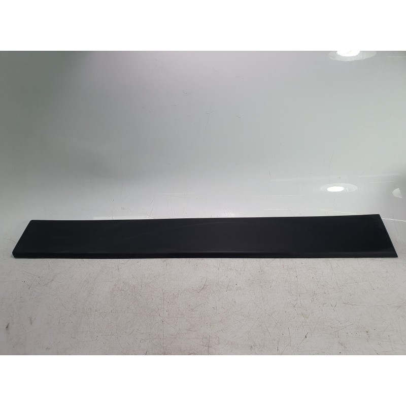 Recambio de moldura para citroën jumper furgon 3.5 l3 h2 bluehdi 14 s&s 6v referencia OEM IAM 1321055070  