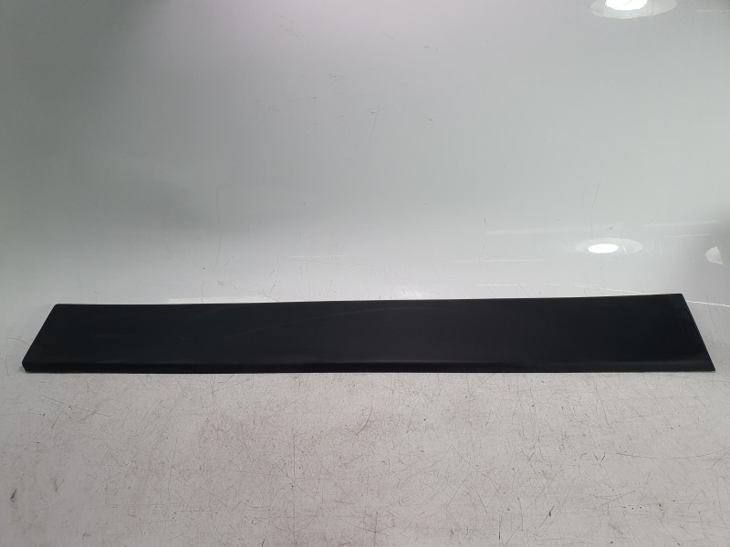 Recambio de moldura para citroën jumper furgon 3.5 l3 h2 bluehdi 14 s&s 6v referencia OEM IAM 1321055070  