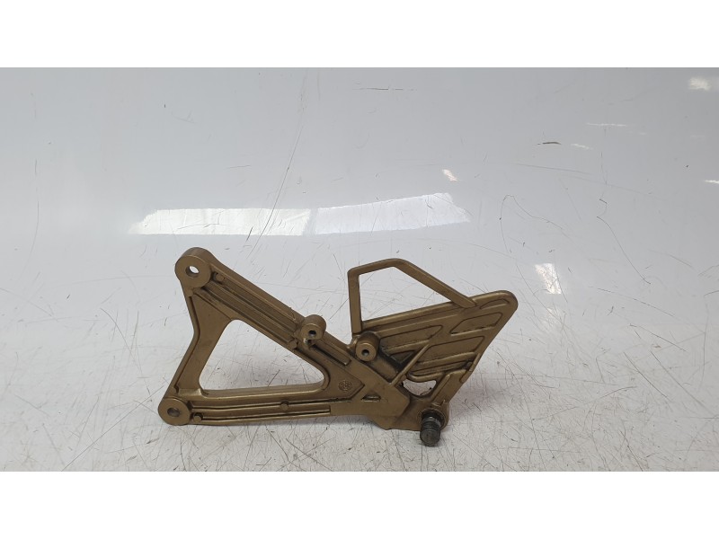 Recambio de estribera derecha para honda nsr nsr 125 r (jc22) referencia OEM IAM 1511914  