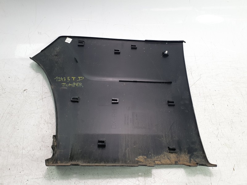 Recambio de moldura para citroën jumper furgon 3.5 l3 h2 bluehdi 14 s&s 6v referencia OEM IAM 1320248070  107095396D