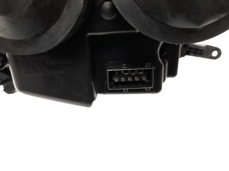 Recambio de faro izquierdo para peugeot expert kasten referencia OEM IAM 6208C5 10109540002 10109540002/FT9234804/11309201/73000