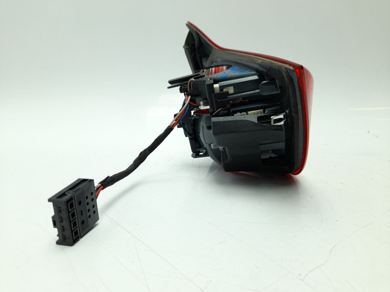 Recambio de piloto trasero derecho interior para bmw 4 gran coupe (f36) 420 d referencia OEM IAM 63217296102  