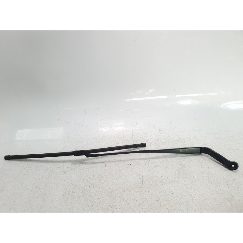 Recambio de brazo limpia delantero derecho para citroën jumper furgon 3.5 l3 h2 bluehdi 14 s&s 6v referencia OEM IAM 1350025080 