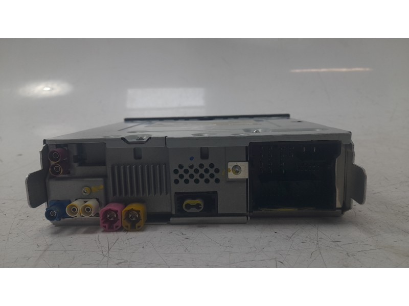 Recambio de sistema navegacion gps para audi a3 (8v1, 8vk) 1.6 tdi referencia OEM IAM 81A035193E  