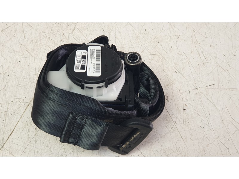 Recambio de cinturon seguridad delantero derecho para audi a1 sportback (gba) 30 tfsi referencia OEM IAM 82A857805 KR2ZS8N1DV 