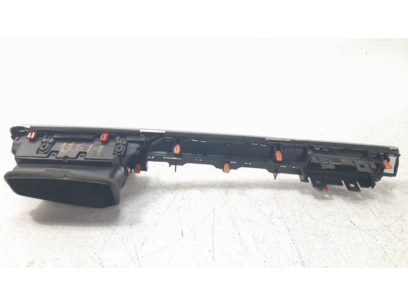 Recambio de rejilla aireadora para toyota corolla (e21) referencia OEM IAM 5566202580  