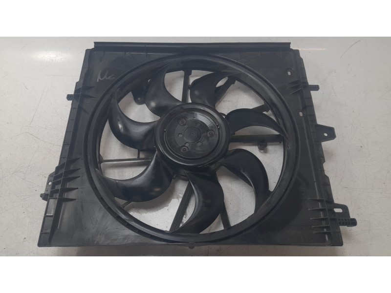 Recambio de electroventilador para nissan qashqai iii (j12) 1.3 dig-t referencia OEM IAM 214816UB1A  