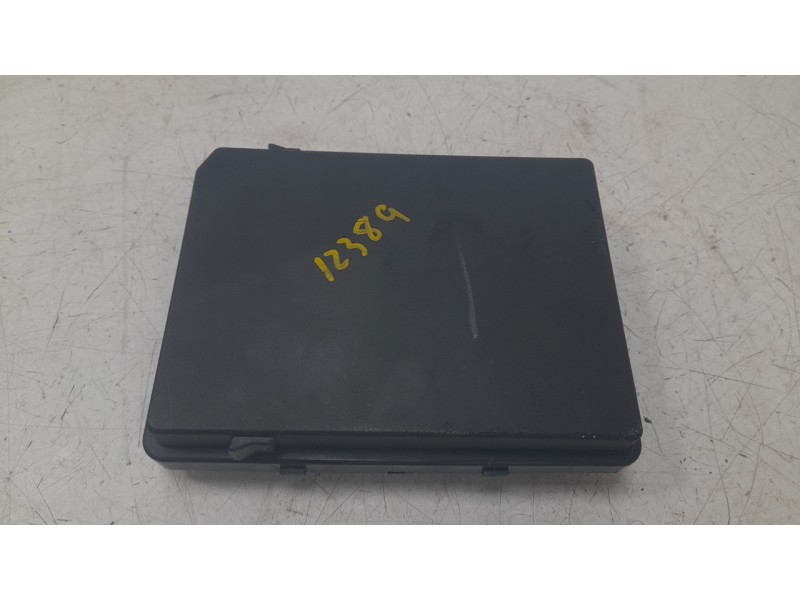 Recambio de caja reles / fusibles para nissan qashqai iii (j12) 1.3 dig-t referencia OEM IAM 284B76RA0B  