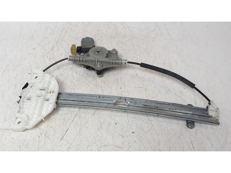 Recambio de elevalunas trasero derecho para kia rio iv (yb, sc, fb) 1.25 referencia OEM IAM 83402H8000  