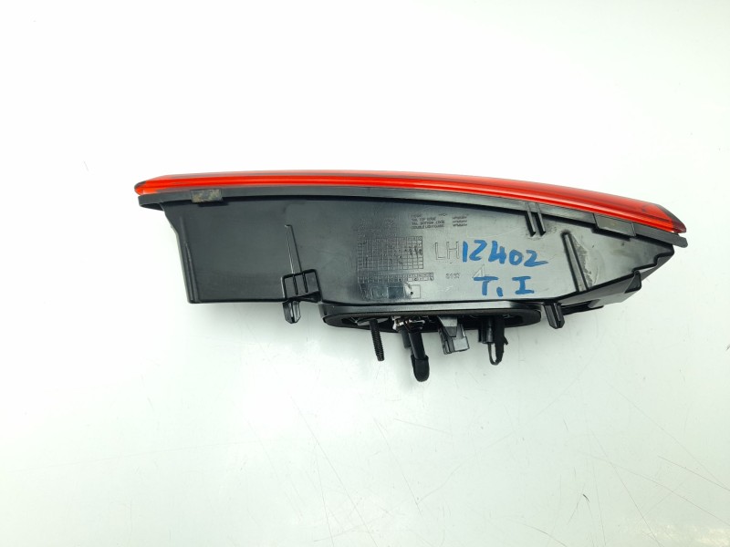 Recambio de piloto trasero izquierdo interior para opel grandland / grandland x (a18, p1uo) 1.2 (75) referencia OEM IAM YP000165