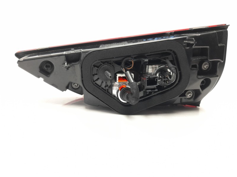 Recambio de piloto trasero izquierdo interior para opel grandland / grandland x (a18, p1uo) 1.2 (75) referencia OEM IAM YP000165