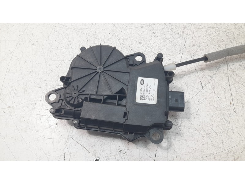 Recambio de motor cierre centralizado porton para land rover discovery sport 2.0 td4 cat referencia OEM IAM DK62404C10AD  