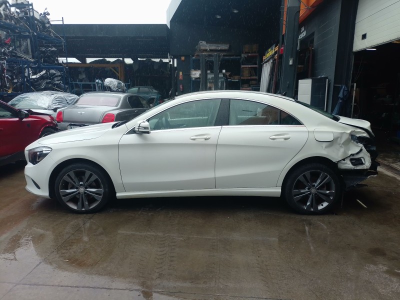 mercedes-benz cla coupé (c117) del año 2016
